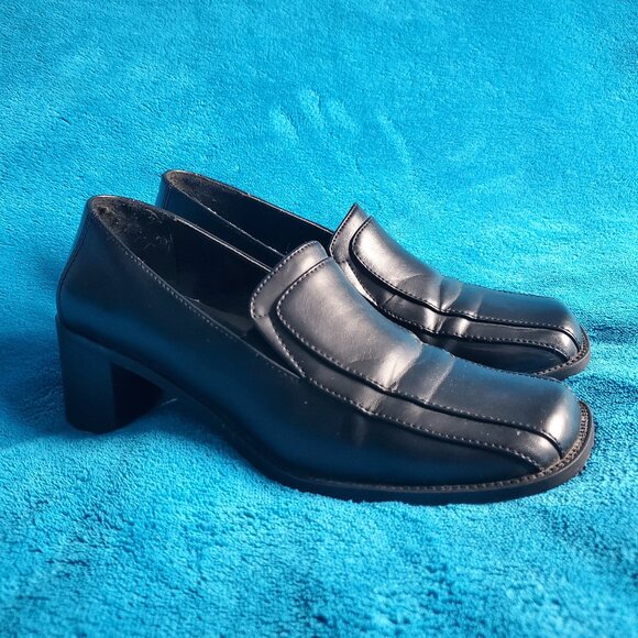 Women's Black Jessica Heel Loafers - Picture 1 of 5